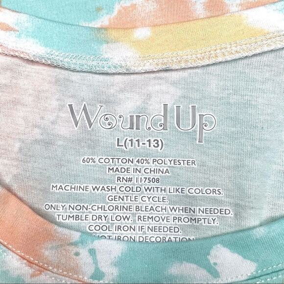 Women’s Tie Dye Graphic T-Shirt Tee Juniors Large Short Sleeve Yellow Blue Peach - Picture 3 of 3